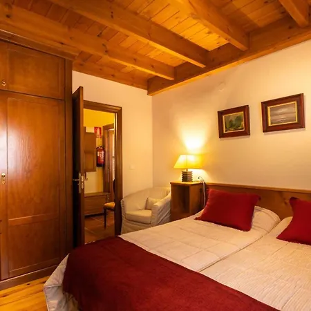 El Neru - Cerca De Bufones De Pria Куэррес